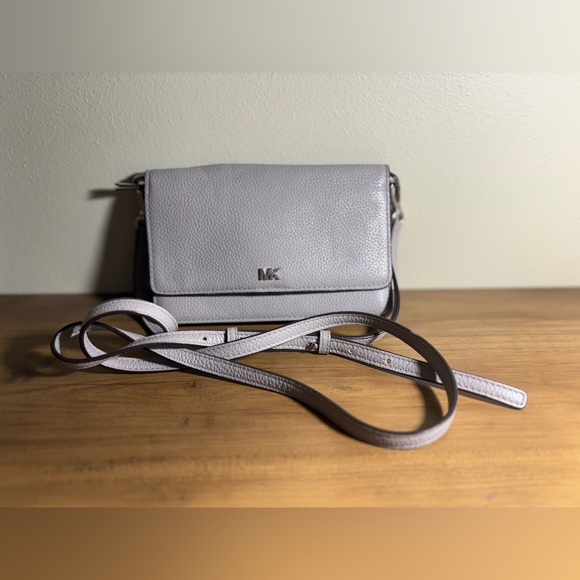 Michael Kors Light Gray Crossbody Bag - Picture 1 of 4